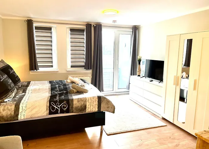 Lejlighed An Der Elbe Mit Balkon, Kueche Und Netflix